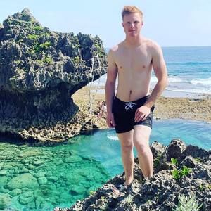 Meet your Posher, Matthew